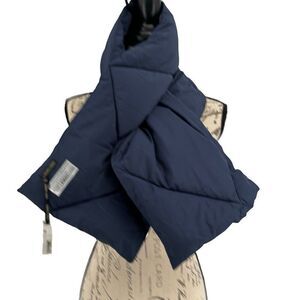 COCO + CARMEN FAVORITE THINGS PUFFER SCARF Navy Blue NWT